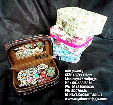 BOX ACESSORIES TRAVELING 1