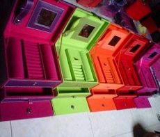 BOX PERHIASAN GELANG SUSUN